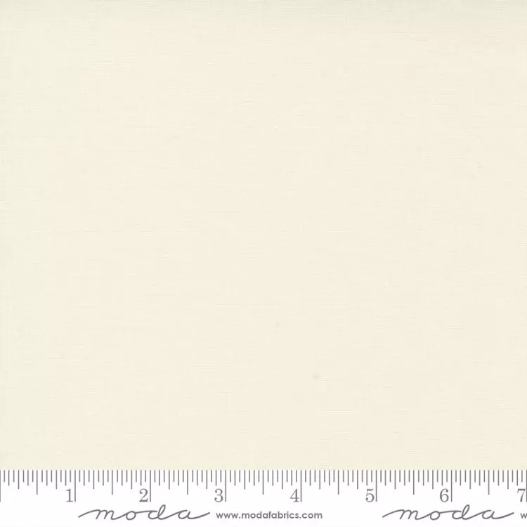 Bella Solids Ivory 9900 60 Moda #1