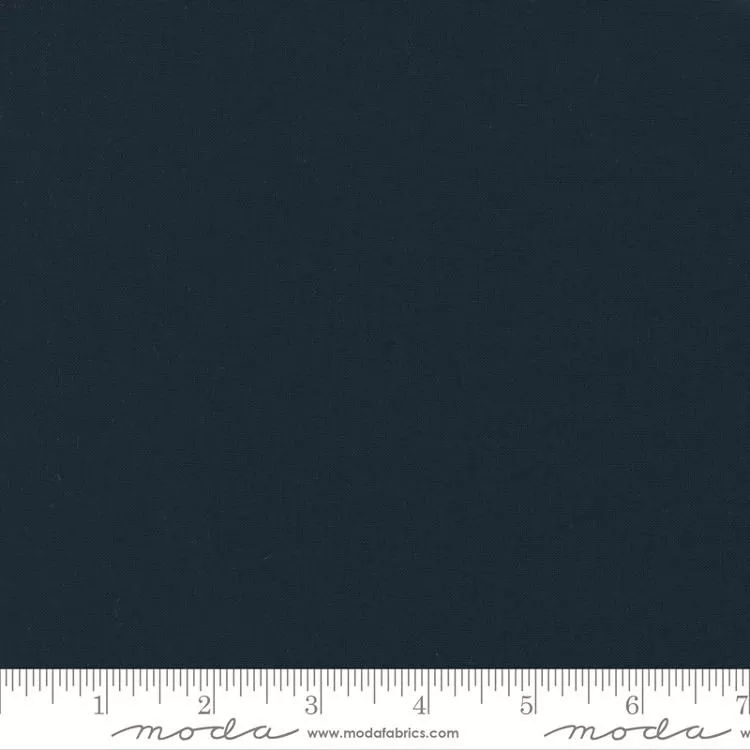 Bella Solids Peacoat 9900 44 Moda #1