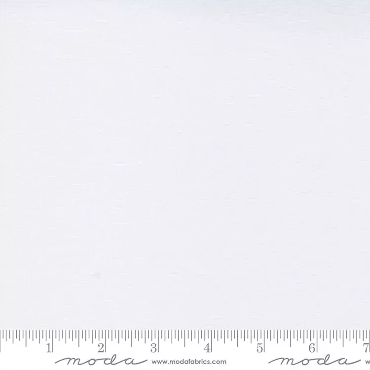 Bella Solids Super White 9900 436 Moda #1