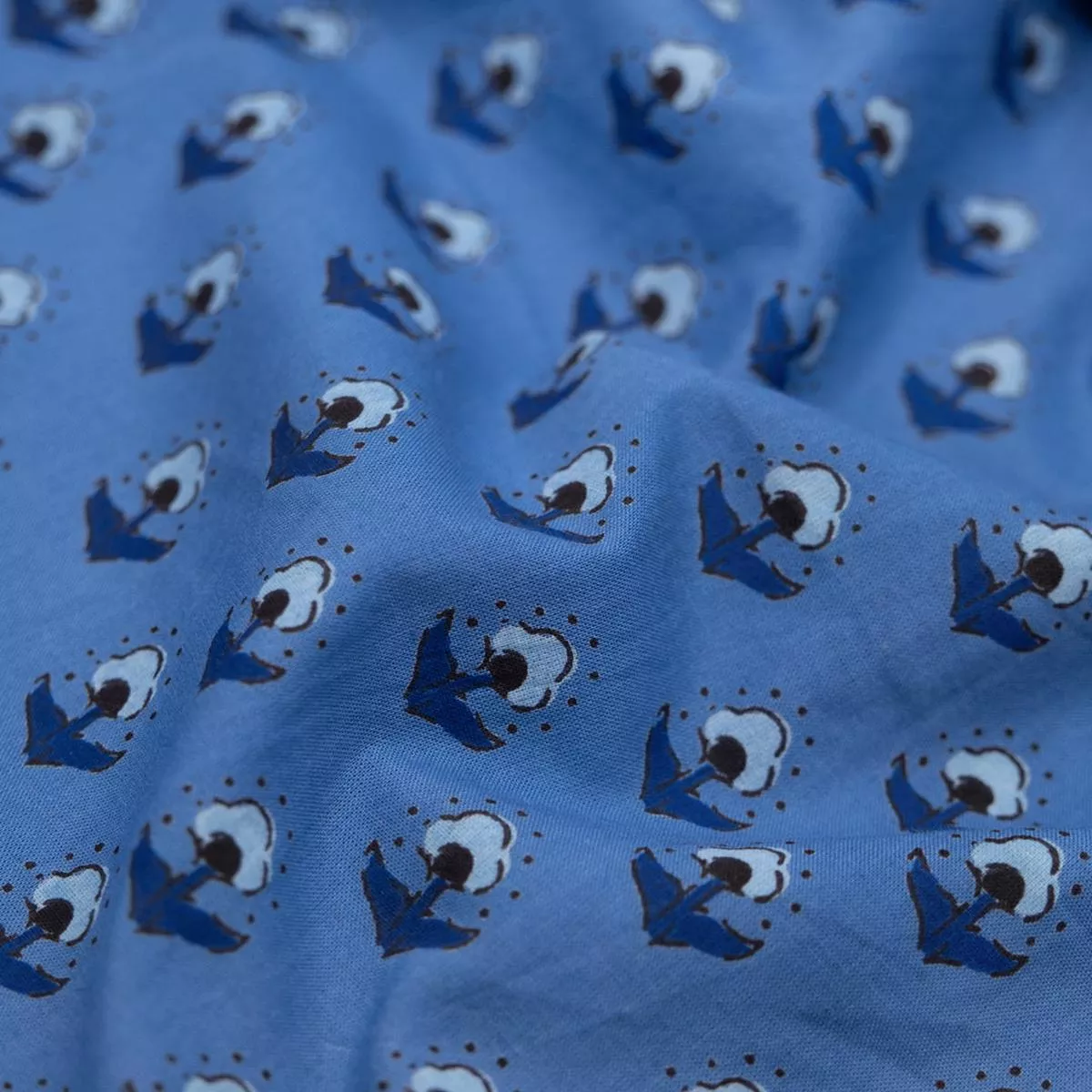bloom-block-printed-organic-cotton-batiste-marlin-indigo Bloom Block Printed Organic Cotton Batiste – Marlin/Indigo