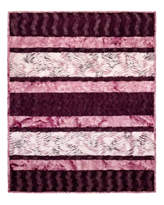 Crazy 8 Cuddle Kit – Wine in a Million