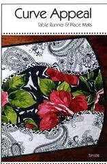 curve-appeal-table-runner-place-mats-pattern Curve Appeal Table Runner & Place Mats Pattern