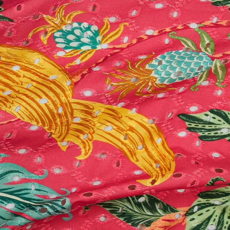Digital Tropical Eyelet Coral / Multi