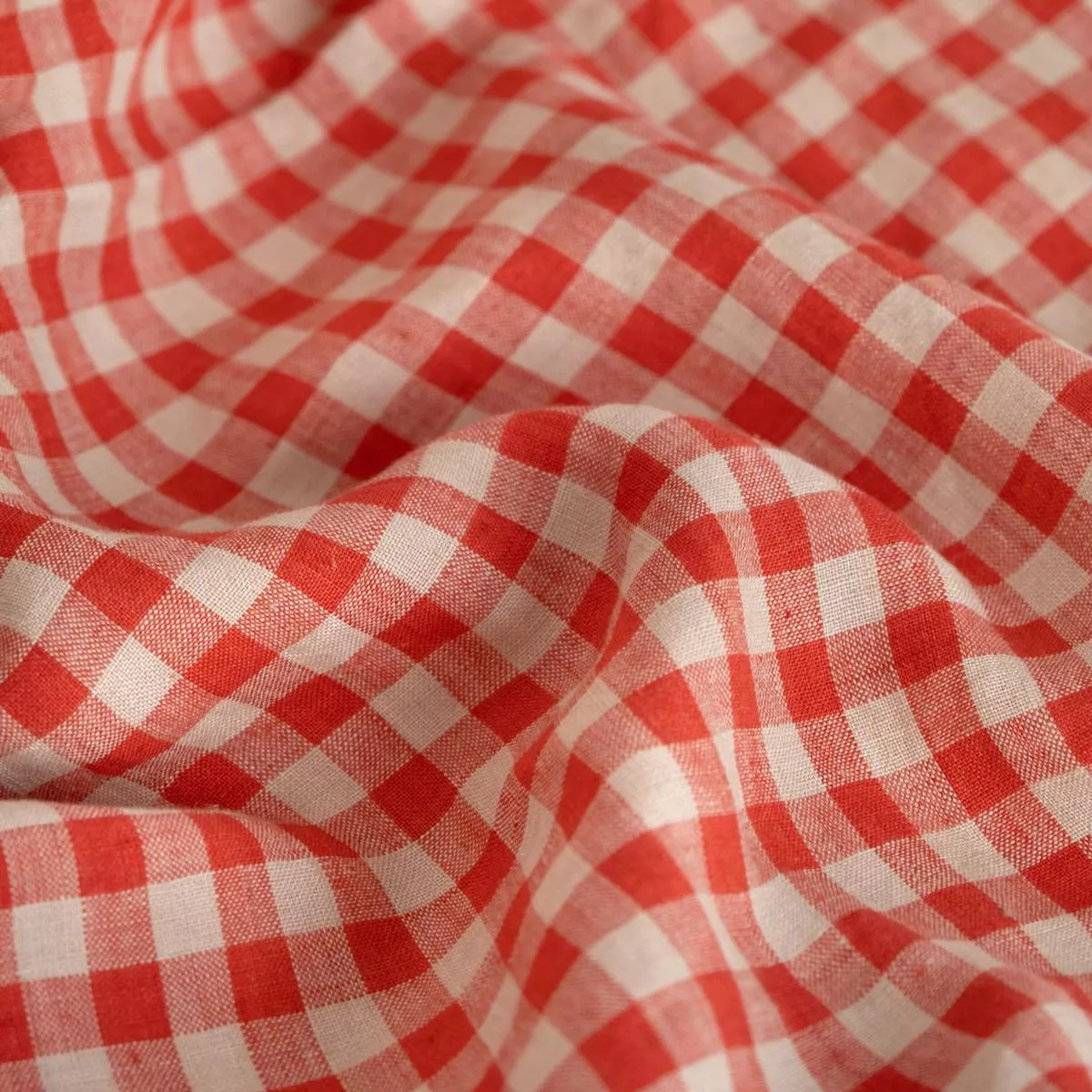 Gingham Soft Washed Linen – Strawberry