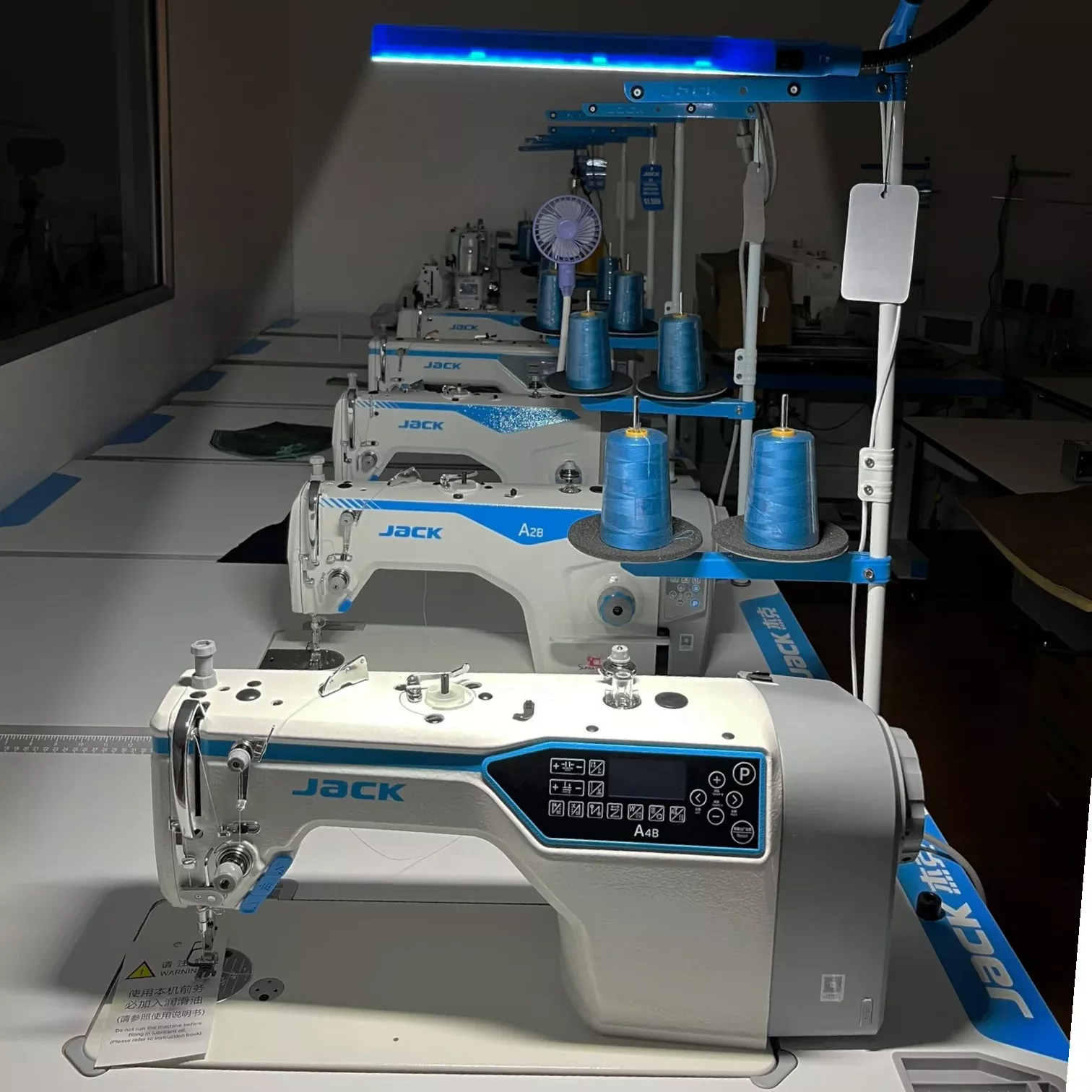 jack-10w-led-lamp-thread-stand JACK 10W LED Lamp For Thread Stand