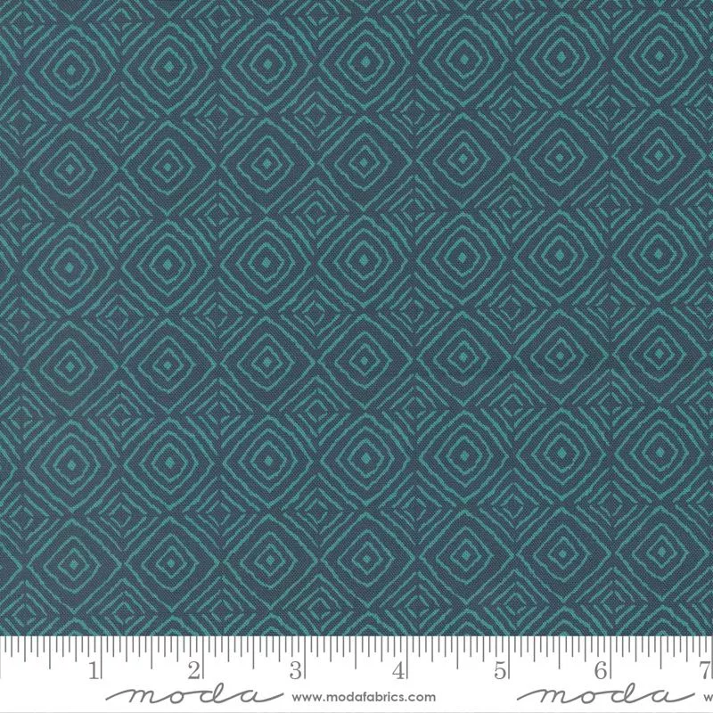 Parlor11966 28 Diamonds Peacock