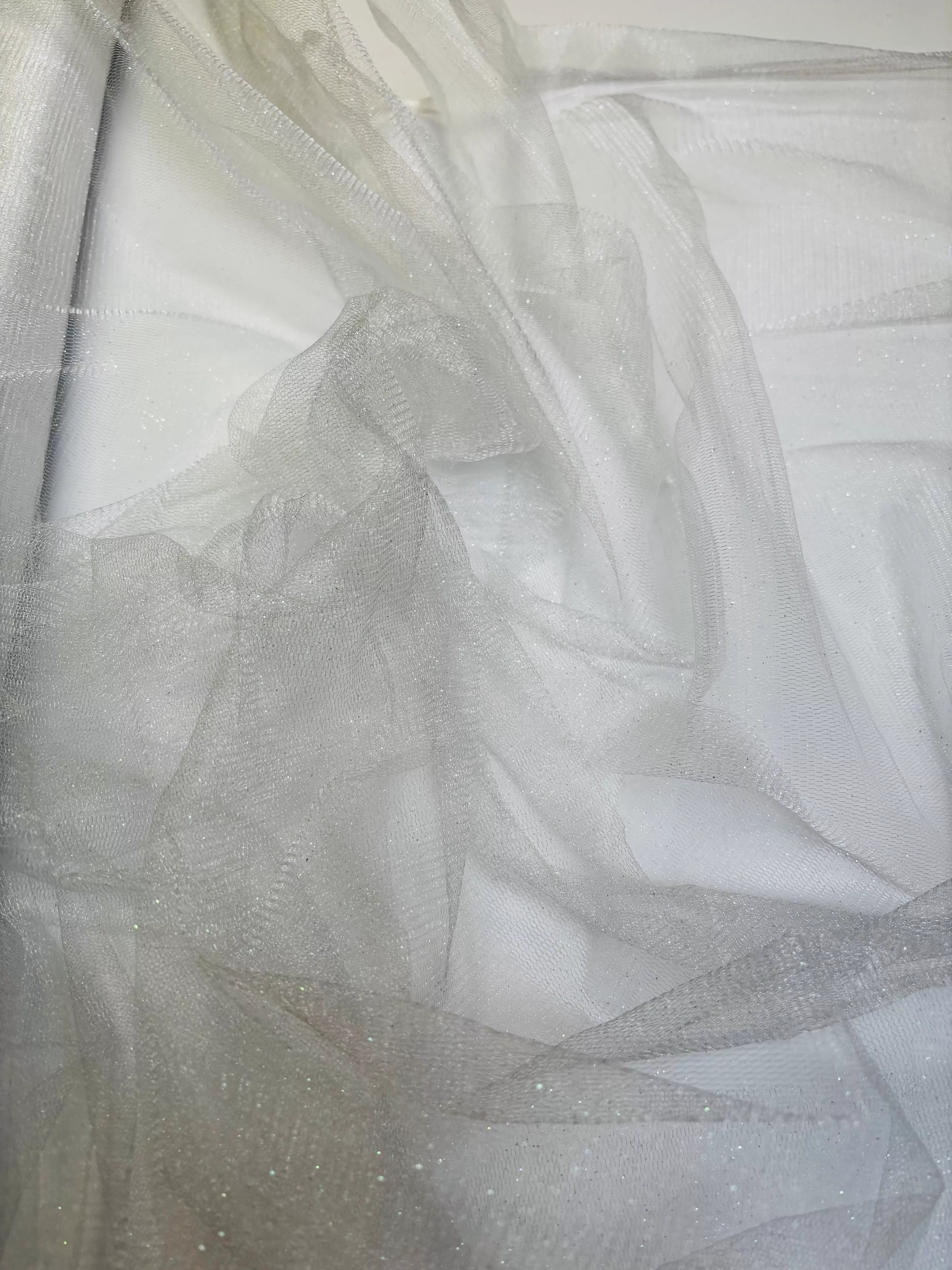 white-glitter-mesh White Glitter | Mesh